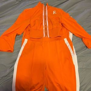 Gsuwoo track suit